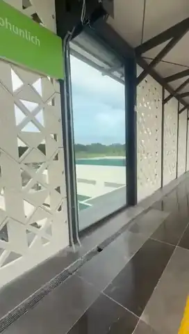 Fotogramas de recorrido · Escaparates · Tren Maya