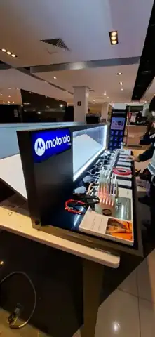Exhibición en puntos de venta · Motorola